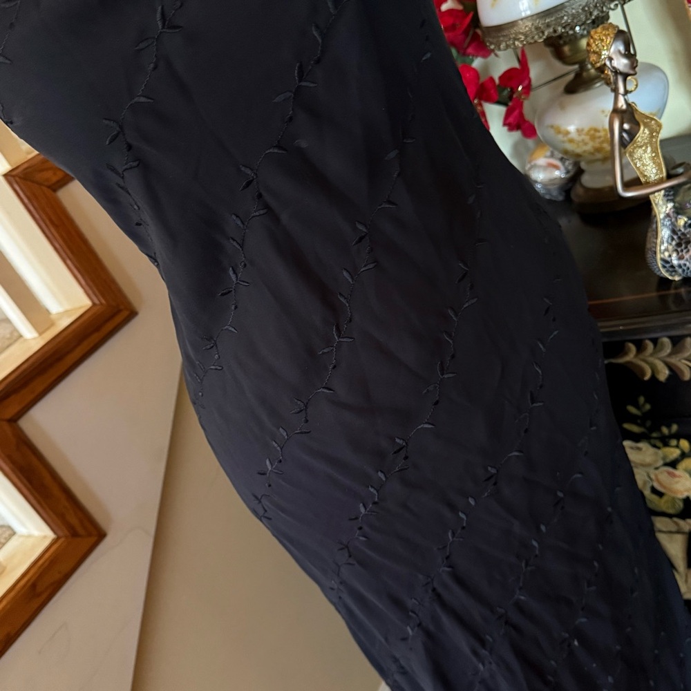 *Chic Black Maxi Dress - Picture 4 of 16